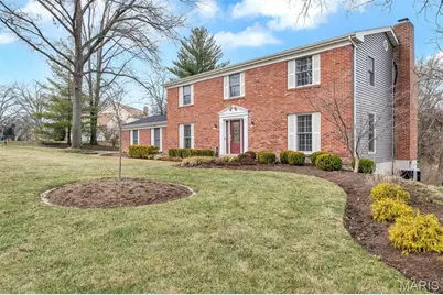 14543 Debbenham Lane, Chesterfield, MO 63017 - Photo 2