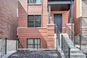 1045 S Taylor Ave, Saint Louis, MO 63110 - Photo 1