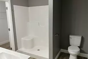 400 E Deerwood Dr, Jackson, MO 63755 - Photo 12