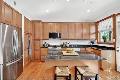 6226 Southwood Avenue #3W, Saint Louis, MO 63105 - Photo 10