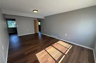 13 Bruce Dr, Florissant, MO 63031 - Photo 2