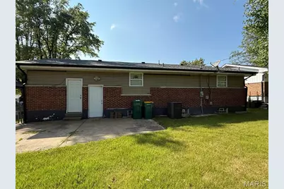 9800 Cambria Drive, Moline Acres, MO 63136 - Photo 2