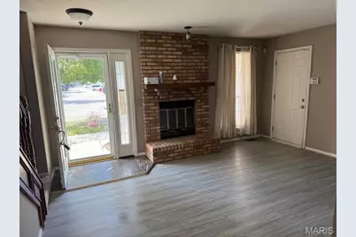 305 Sturbridge Village Drive, Hazelwood, MO 63042 - Photo 20