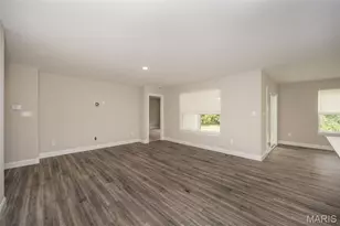 4203 Lions Chase Dr, Saint Louis, MO 63125 - Photo 18