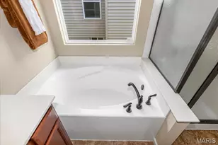 506 Country Landing Dr, Lake Saint Louis, MO 63367 - Photo 16