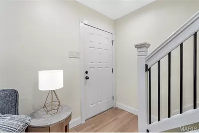 4259 Burnett Walk, Saint Louis, MO 63125 - Photo 2