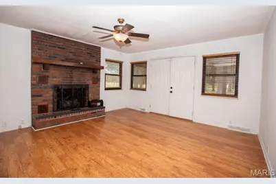 85 N Scott Road, Cuba, MO 65453 - Photo 12