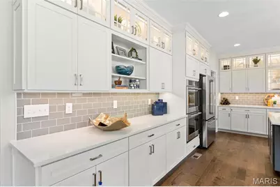 2 Pin Oak At Hawk Ridge Estate, Lake Saint Louis, MO 63367 - Photo 20