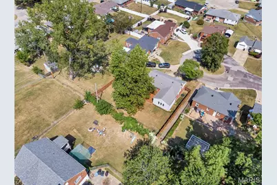 660 Rochester Drive, Saint Louis, MO 63125 - Photo 34