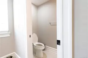 1045 S Taylor Ave, Saint Louis, MO 63110 - Photo 46