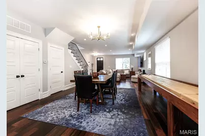 1045 S Taylor Avenue, Saint Louis, MO 63110 - Photo 12