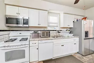 3714 Nelson Dr, Saint Louis, MO 63121 - Photo 4