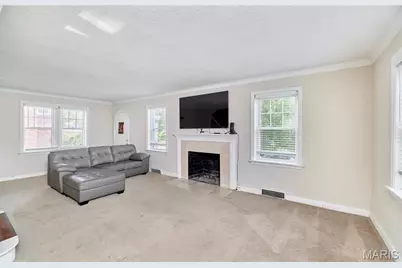 3714 Nelson Drive, Saint Louis, MO 63121 - Photo 8