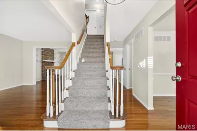 2705 Bluff Creek Court, Saint Louis, MO 63129 - Photo 6