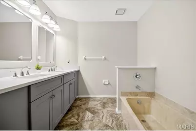 2705 Bluff Creek Court, Saint Louis, MO 63129 - Photo 42
