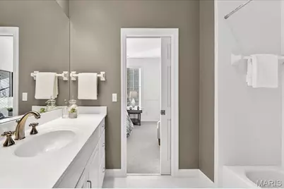 212 Gay Avenue, Clayton, MO 63105 - Photo 54