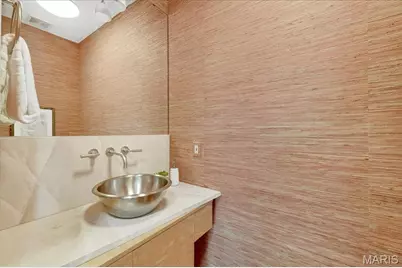 212 Gay Avenue, Clayton, MO 63105 - Photo 34