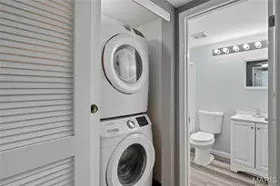 1935 Marine Terrace Dr, Maryland Heights, MO 63146 - Photo 18