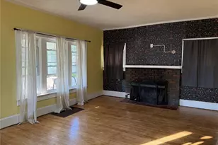 1414 Paris Ave, Hannibal, MO 63401 - Photo 2