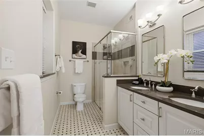 4924 McPherson Avenue, Saint Louis, MO 63108 - Photo 18