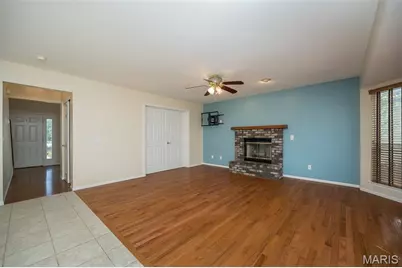 999 Reddington Oaks Court, Saint Charles, MO 63304 - Photo 18