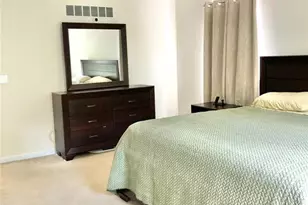 300 Calvert Pl, Saint Charles, MO 63303 - Photo 6