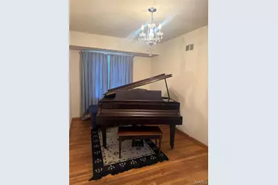 9908 Norbridge Lane, Saint Louis, MO 63137 - Photo 6