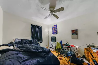 10030 McCartney Lane, Bellefontaine Neighbors, MO 63137 - Photo 16