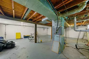 10030 Mccartney Ln, Bellefontaine Neighbors, MO 63137 - Photo 22