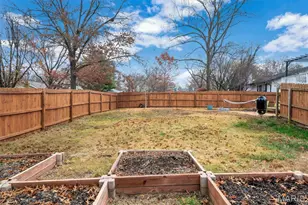 225 Vistaoak Ct, Ballwin, MO 63021 - Photo 36