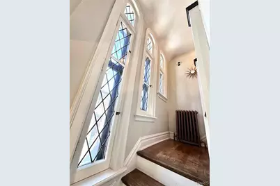 7457 Kingsbury Boulevard, University City, MO 63130 - Photo 10