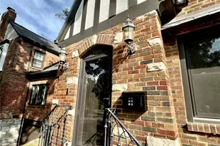 7457 Kingsbury Blvd, University City, MO 63130 - Photo 2