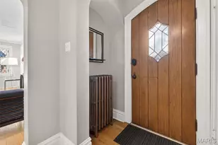 7457 Kingsbury Blvd, University City, MO 63130 - Photo 8