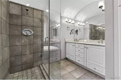 7457 Kingsbury Boulevard, University City, MO 63130 - Photo 26