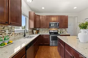 114 Brookfield Crossing Dr, Lake Saint Louis, MO 63367 - Photo 22