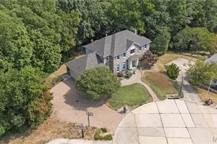 391 Woodmere Dr, Saint Charles, MO 63303 - Photo 4