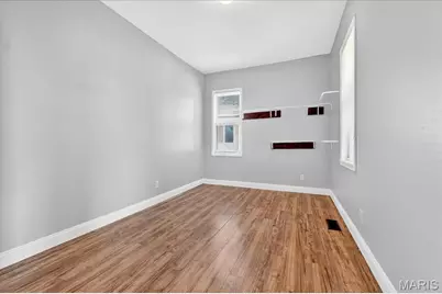 8523 Idaho Avenue, Saint Louis, MO 63125 - Photo 16