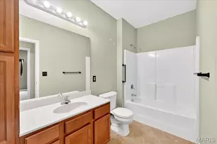 27 Kassebaum Ln, Saint Louis, MO 63129 - Photo 16