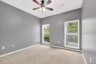 27 Kassebaum Ln, Saint Louis, MO 63129 - Photo 14