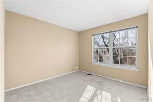 2433 Lavin Ct, Florissant, MO 63033 - Photo 28