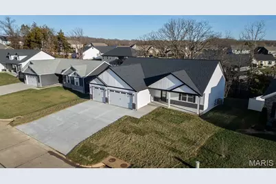 530 Hickory Knoll Drive, Troy, MO 63379 - Photo 2