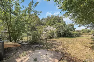 8439 Tennessee Ave, Affton, MO 63125 - Photo 22