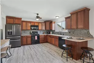 54 Wenstone Park Ct, Wentzville, MO 63385 - Photo 16