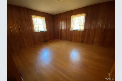 371 Adrian Drive, Saint Louis, MO 63137 - Photo 12