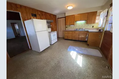 371 Adrian Drive, Saint Louis, MO 63137 - Photo 8