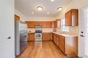 404 Kaliedoscope Ln, Saint Peters, MO 63376 - Photo 10