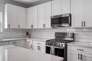 5034 Corisande Woods Dr, Fenton, MO 63026 - Photo 8