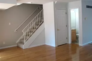 219 Charmers Ct, Kirkwood, MO 63122 - Photo 4