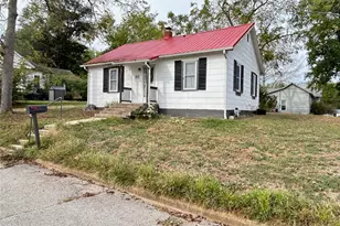 103 S Tower St, Salem, MO 65560 - Photo 2