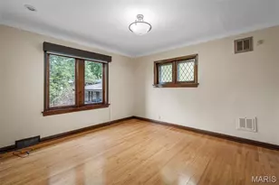 10000 Hilltop Dr, Saint Louis, MO 63128 - Photo 22